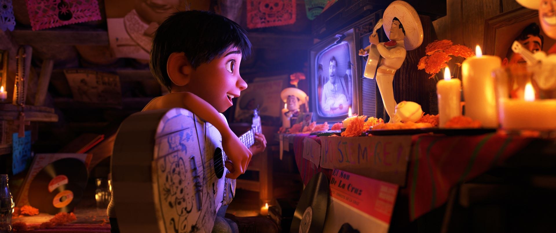 A Musical Extravaganza: Pixar's 'Coco' Puts Family First in Día de las  Muertos Adventure